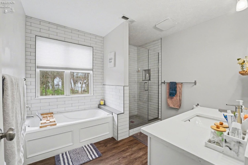 1023 Coopers Run, Amherst, 44001, 4 Bedrooms Bedrooms, ,3 BathroomsBathrooms,Residential,For Sale,Coopers Run,20261333