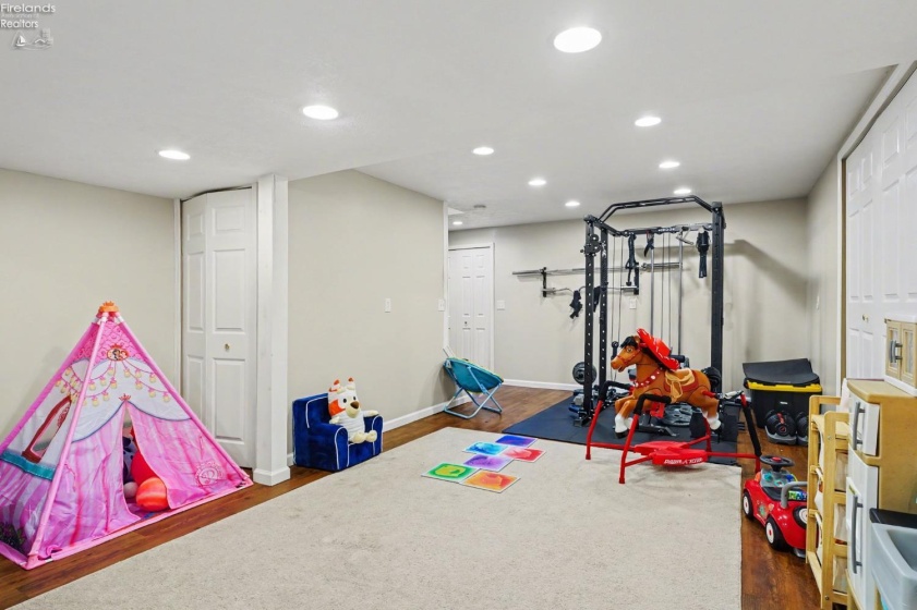 1023 Coopers Run, Amherst, 44001, 4 Bedrooms Bedrooms, ,3 BathroomsBathrooms,Residential,For Sale,Coopers Run,20261333