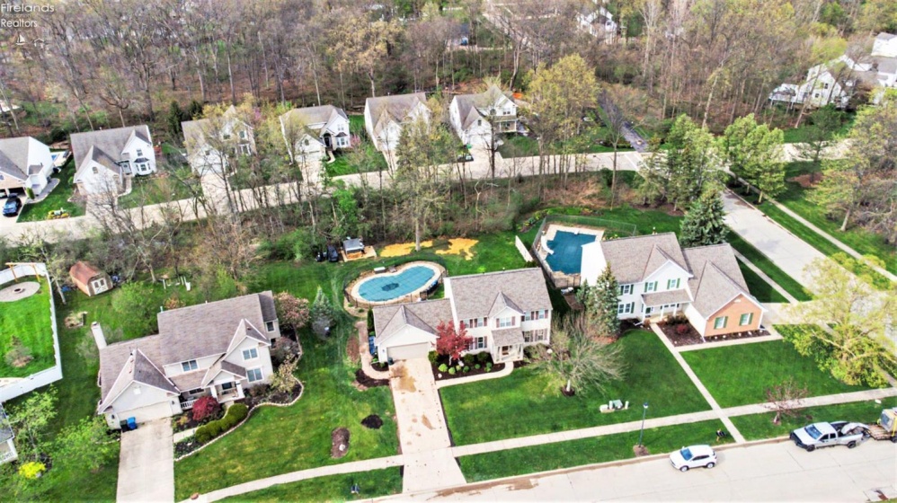 1023 Coopers Run, Amherst, 44001, 4 Bedrooms Bedrooms, ,3 BathroomsBathrooms,Residential,For Sale,Coopers Run,20261333