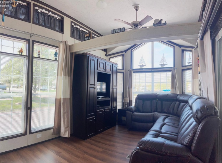 1920 Bayshore, Marblehead, 43440, ,1 BathroomBathrooms,Residential,For Sale,Bayshore,20261340