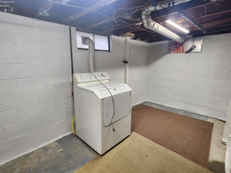 2103 Putnam Street, Sandusky, 44870, 3 Bedrooms Bedrooms, ,1 BathroomBathrooms,Residential,For Sale,Putnam Street,20260453