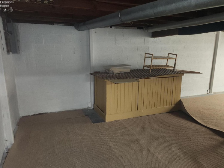 2103 Putnam Street, Sandusky, 44870, 3 Bedrooms Bedrooms, ,1 BathroomBathrooms,Residential,For Sale,Putnam Street,20260453