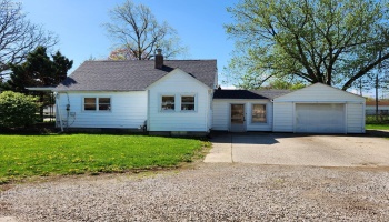 2103 Putnam Street, Sandusky, 44870, 3 Bedrooms Bedrooms, ,1 BathroomBathrooms,Residential,For Sale,Putnam Street,20260453