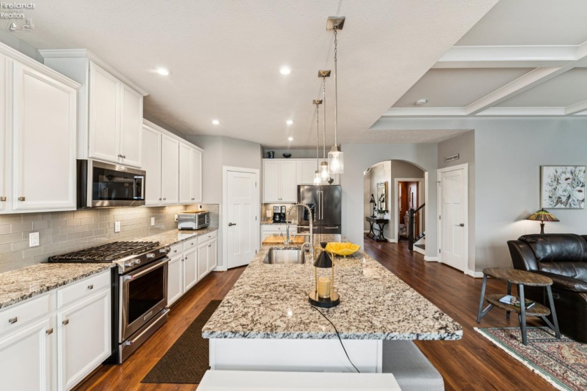 9157 Winfield, North Ridgeville, 44039, 3 Bedrooms Bedrooms, ,4 BathroomsBathrooms,Residential,For Sale,Winfield,20261245