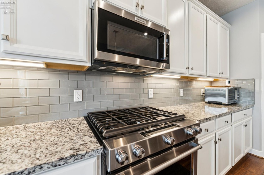 9157 Winfield, North Ridgeville, 44039, 3 Bedrooms Bedrooms, ,4 BathroomsBathrooms,Residential,For Sale,Winfield,20261245