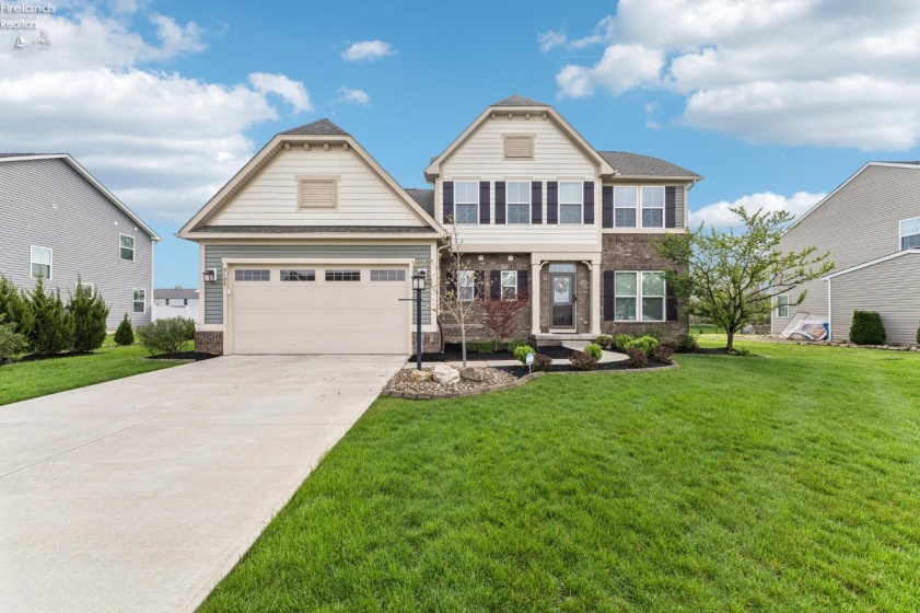 9157 Winfield, North Ridgeville, 44039, 3 Bedrooms Bedrooms, ,4 BathroomsBathrooms,Residential,For Sale,Winfield,20261245