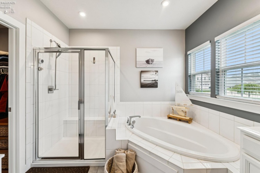 9157 Winfield, North Ridgeville, 44039, 3 Bedrooms Bedrooms, ,4 BathroomsBathrooms,Residential,For Sale,Winfield,20261245