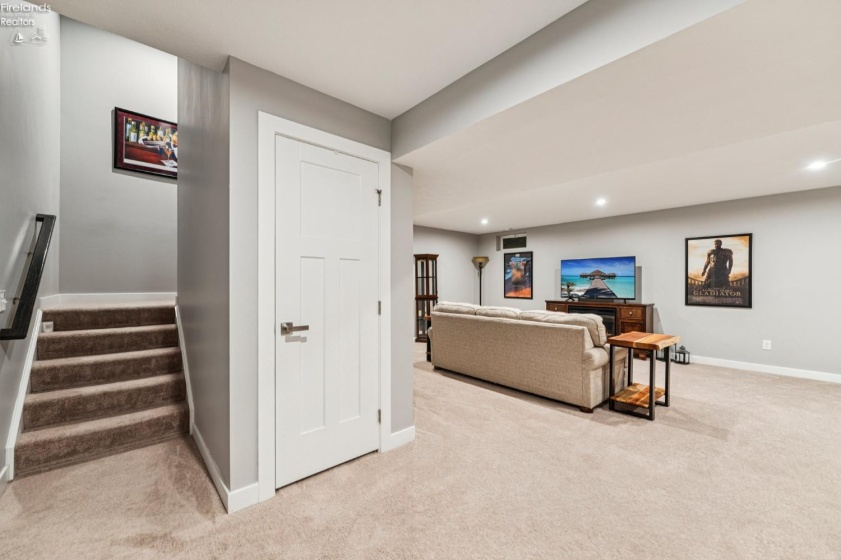 9157 Winfield, North Ridgeville, 44039, 3 Bedrooms Bedrooms, ,4 BathroomsBathrooms,Residential,For Sale,Winfield,20261245