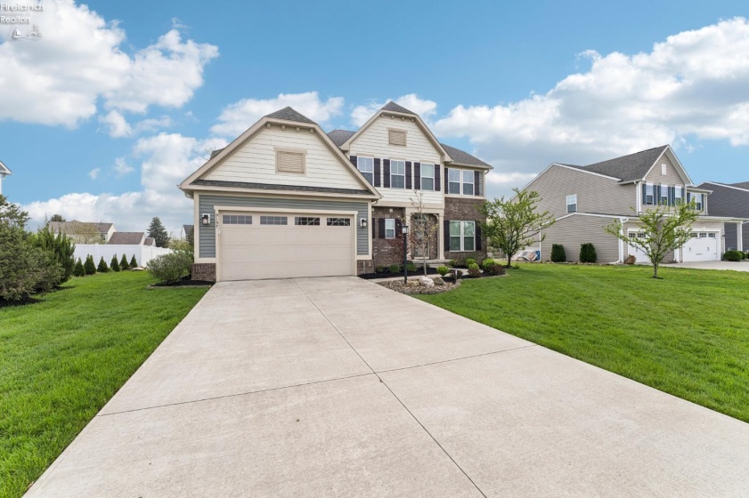 9157 Winfield, North Ridgeville, 44039, 3 Bedrooms Bedrooms, ,4 BathroomsBathrooms,Residential,For Sale,Winfield,20261245