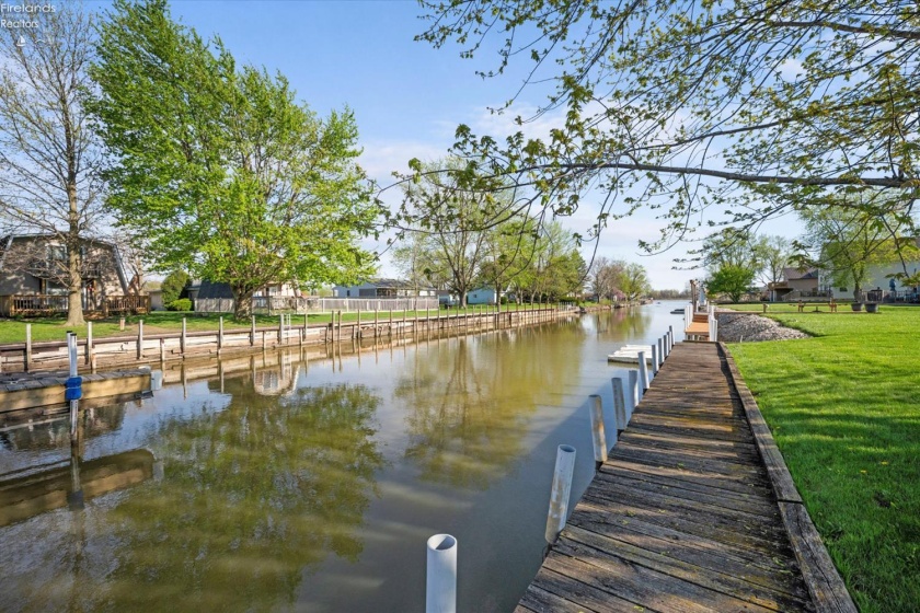 91 Nancy Drive, Port Clinton, 43452, 3 Bedrooms Bedrooms, ,2 BathroomsBathrooms,Residential,For Sale,Nancy,20261308