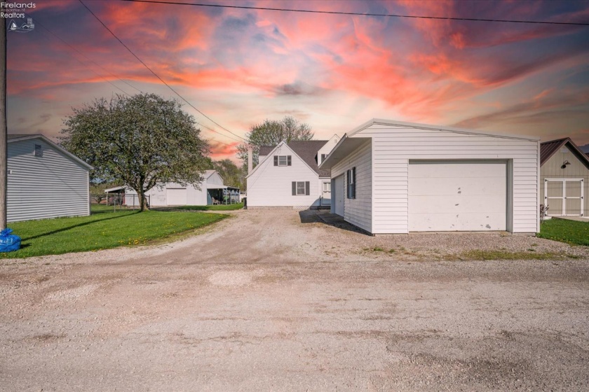 91 Nancy Drive, Port Clinton, 43452, 3 Bedrooms Bedrooms, ,2 BathroomsBathrooms,Residential,For Sale,Nancy,20261308