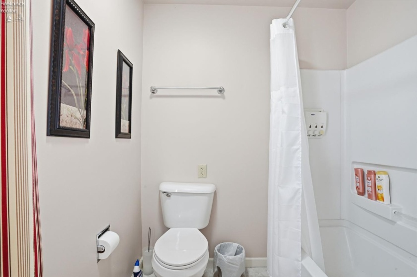 66 Harvest Lane, Tiffin, 44883, 4 Bedrooms Bedrooms, ,3 BathroomsBathrooms,Residential,For Sale,Harvest Lane,20261346