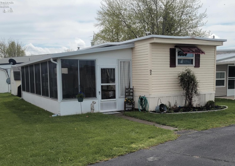 999 Buck Road, Marblehead, 43440, 2 Bedrooms Bedrooms, ,1 BathroomBathrooms,Residential,For Sale,Buck,20261348