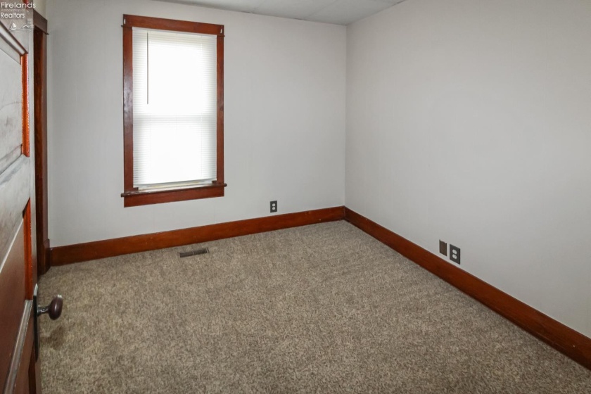 1515 3rd Street, Port Clinton, 43452, 3 Bedrooms Bedrooms, ,1 BathroomBathrooms,Residential,For Sale,3rd,20261354