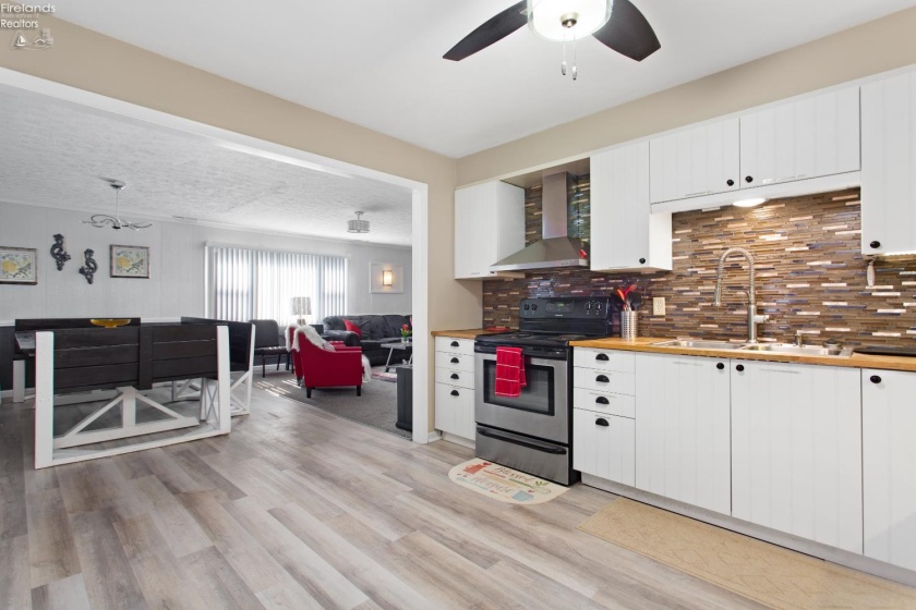 5414 Homegardner Road, Castalia, 44824, ,Multiple Units,For Sale,Homegardner Road,20261331