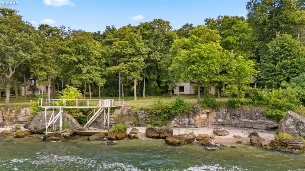 1849 Put In Bay Road, Put-In-Bay, 43456, 2 Bedrooms Bedrooms, ,1 BathroomBathrooms,Residential,For Sale,Put In Bay,20261284