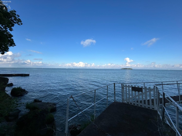 1839 Put In Bay Road, Put-In-Bay, 43456, 2 Bedrooms Bedrooms, ,1 BathroomBathrooms,Residential,For Sale,Put In Bay,20261273