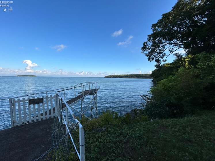 1839 Put In Bay Road, Put-In-Bay, 43456, 2 Bedrooms Bedrooms, ,1 BathroomBathrooms,Residential,For Sale,Put In Bay,20261273