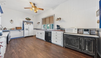 1860 Shore Drive, Middle Bass Island, 43446, 5 Bedrooms Bedrooms, ,2 BathroomsBathrooms,Residential,For Sale,Shore,20261146