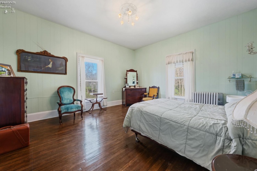 1860 Shore Drive, Middle Bass Island, 43446, 5 Bedrooms Bedrooms, ,2 BathroomsBathrooms,Residential,For Sale,Shore,20261146