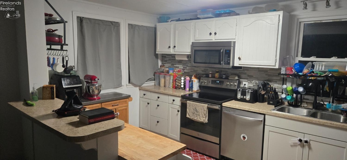 1214 Franklin Avenue, Fremont, 43420, 3 Bedrooms Bedrooms, ,1 BathroomBathrooms,Residential,For Sale,Franklin,20261285