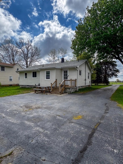 3015 Boos Road, Huron, 44839, 3 Bedrooms Bedrooms, ,1 BathroomBathrooms,Residential,For Sale,Boos,20261337