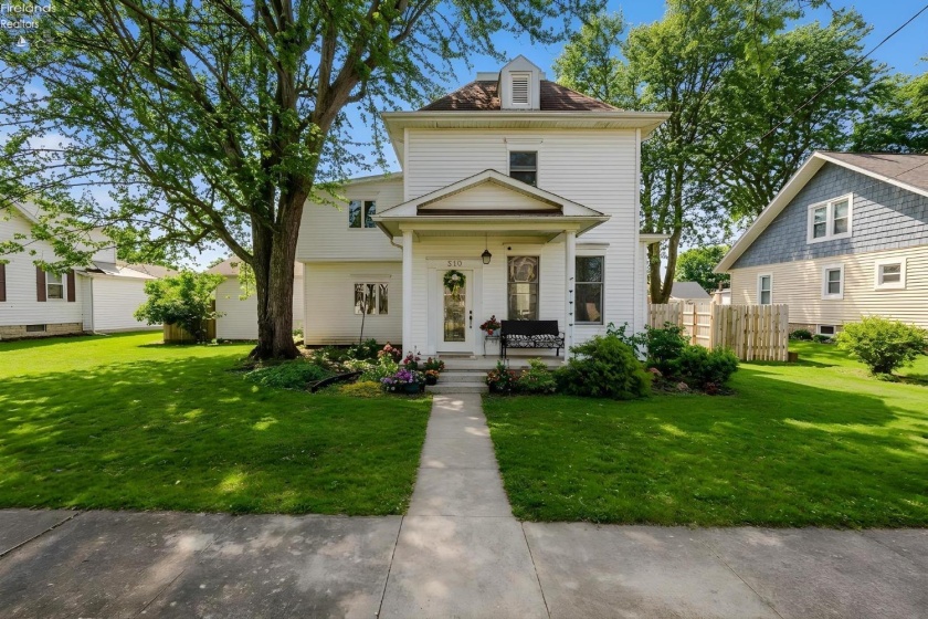 210 Walnut Street, Lindsey, 43442, 4 Bedrooms Bedrooms, ,2 BathroomsBathrooms,Residential,For Sale,Walnut,20261253
