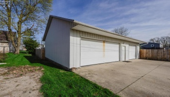 210 Walnut Street, Lindsey, 43442, 4 Bedrooms Bedrooms, ,2 BathroomsBathrooms,Residential,For Sale,Walnut,20261253