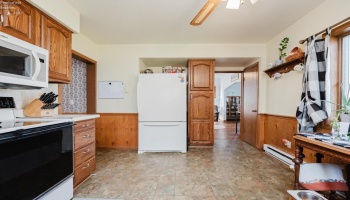 210 Walnut Street, Lindsey, 43442, 4 Bedrooms Bedrooms, ,2 BathroomsBathrooms,Residential,For Sale,Walnut,20261253