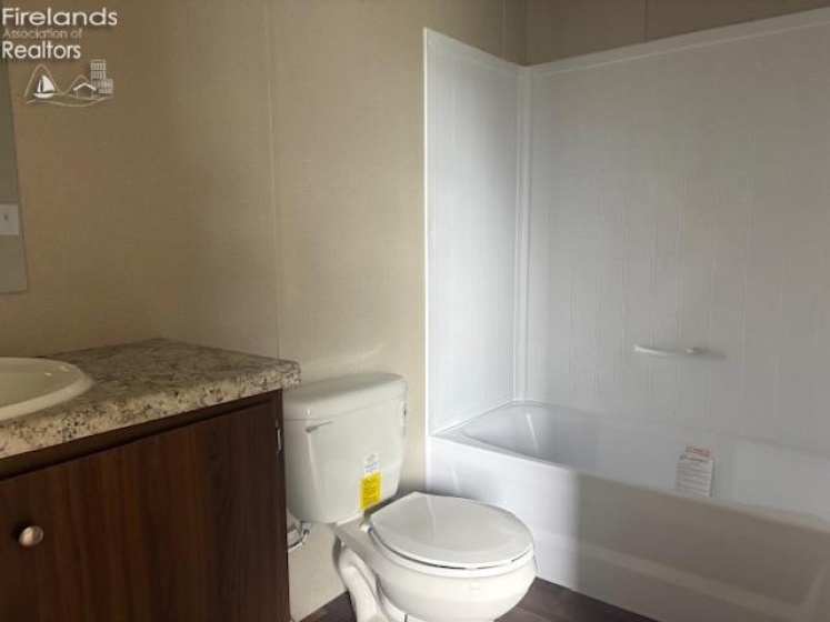 1121 Clayberg Road, Greenwich, 44837, 3 Bedrooms Bedrooms, ,2 BathroomsBathrooms,Residential,For Sale,Clayberg,20261360