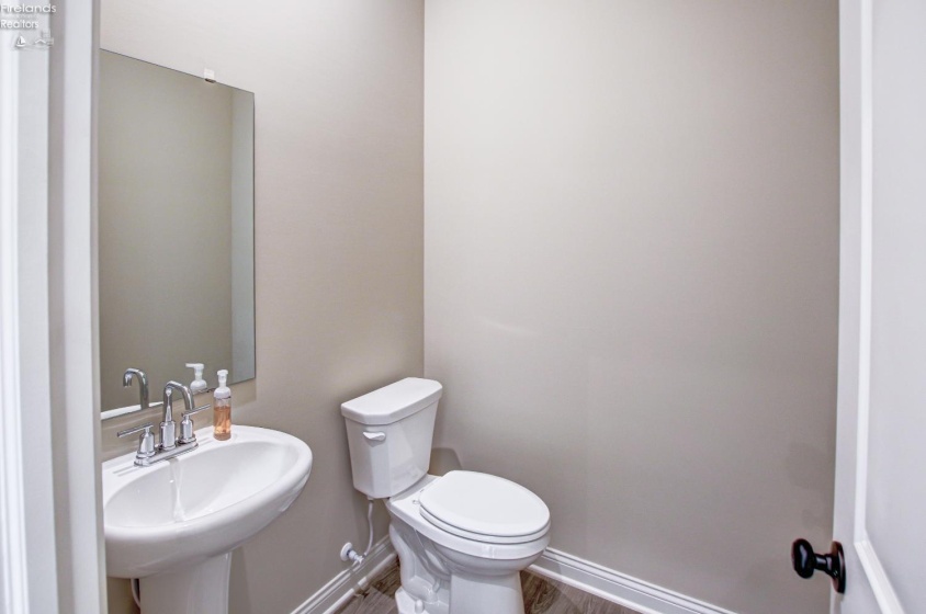 5843 Marcella Way, North Ridgeville, 44039, 3 Bedrooms Bedrooms, ,4 BathroomsBathrooms,Residential,For Sale,Marcella,20261376