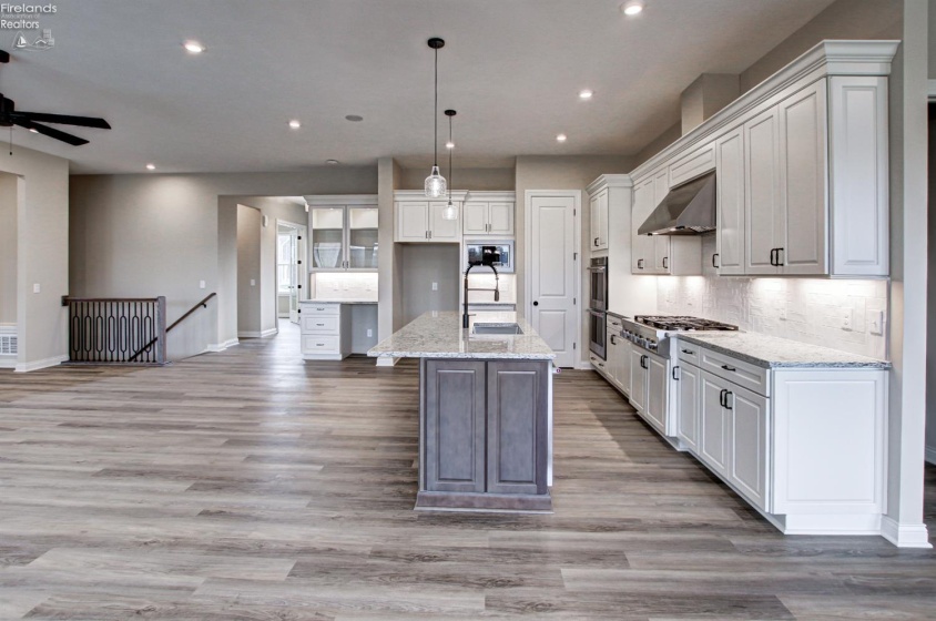 5843 Marcella Way, North Ridgeville, 44039, 3 Bedrooms Bedrooms, ,4 BathroomsBathrooms,Residential,For Sale,Marcella,20261376