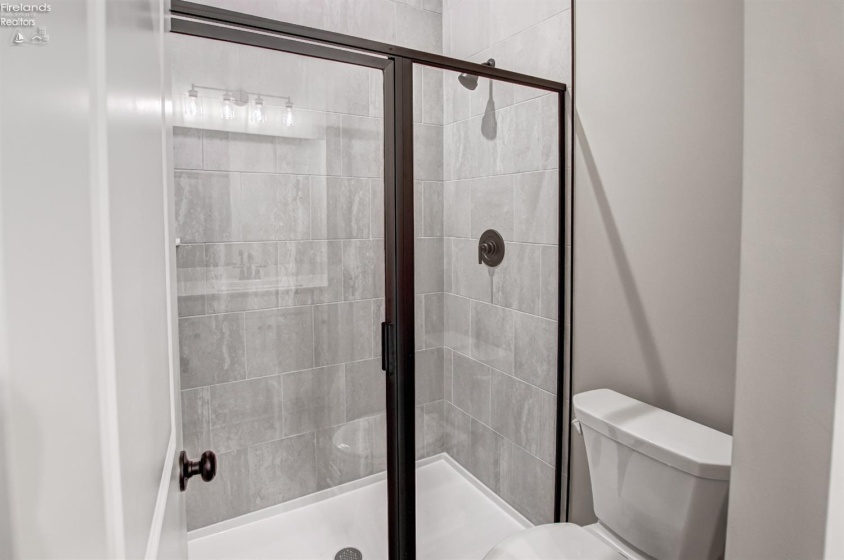 5843 Marcella Way, North Ridgeville, 44039, 3 Bedrooms Bedrooms, ,4 BathroomsBathrooms,Residential,For Sale,Marcella,20261376