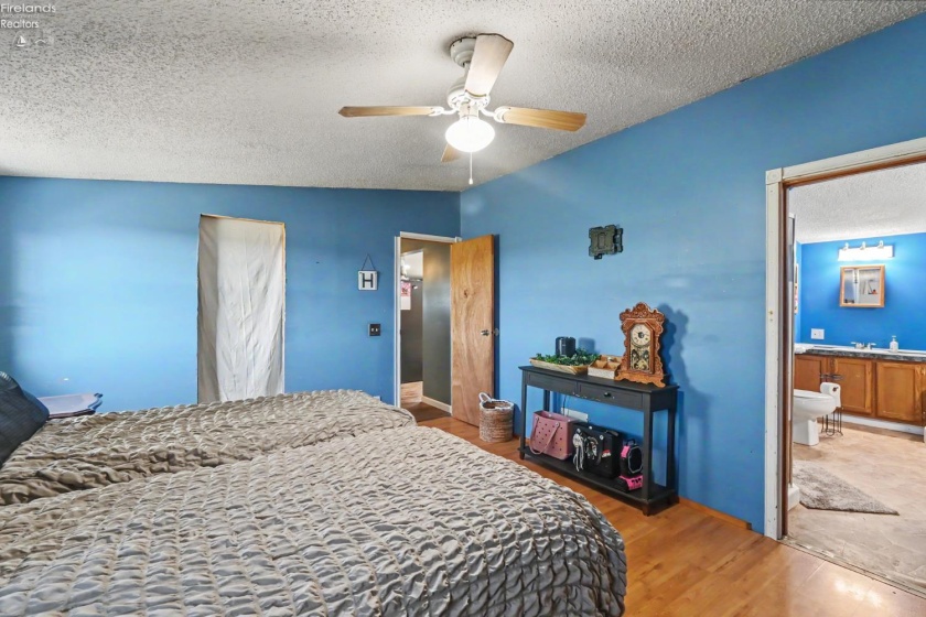 2068 Crescent Road, Greenwich, 44837, 4 Bedrooms Bedrooms, ,2 BathroomsBathrooms,Residential,For Sale,Crescent,20261373