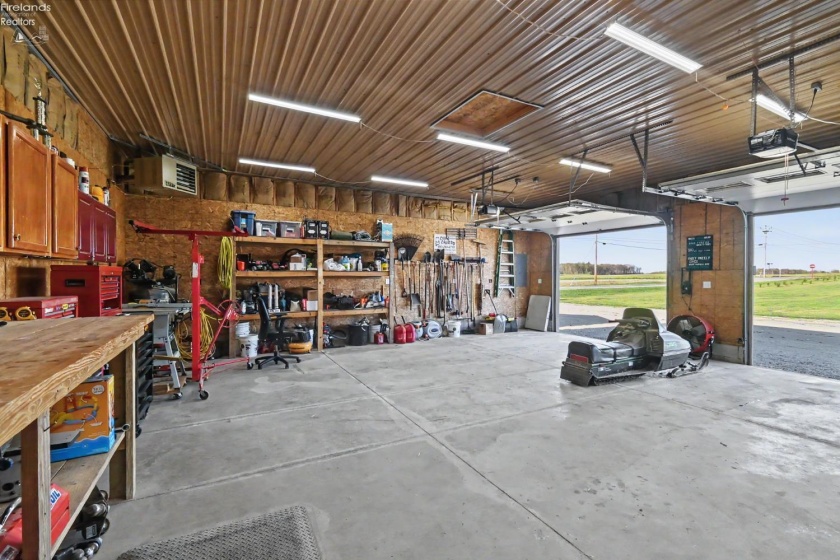 2068 Crescent Road, Greenwich, 44837, 4 Bedrooms Bedrooms, ,2 BathroomsBathrooms,Residential,For Sale,Crescent,20261373