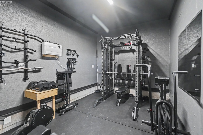 2068 Crescent Road, Greenwich, 44837, 4 Bedrooms Bedrooms, ,2 BathroomsBathrooms,Residential,For Sale,Crescent,20261373