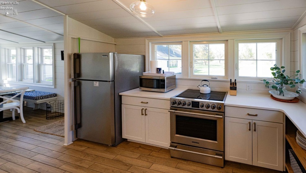321 Harbor Lane, Kelleys Island, 43438, 4 Bedrooms Bedrooms, ,2 BathroomsBathrooms,Residential,For Sale,Harbor,20261135