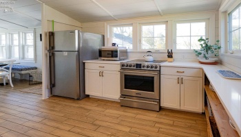 321 Harbor Lane, Kelleys Island, 43438, 4 Bedrooms Bedrooms, ,2 BathroomsBathrooms,Residential,For Sale,Harbor,20261135
