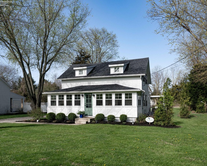 321 Harbor Lane, Kelleys Island, 43438, 4 Bedrooms Bedrooms, ,2 BathroomsBathrooms,Residential,For Sale,Harbor,20261135