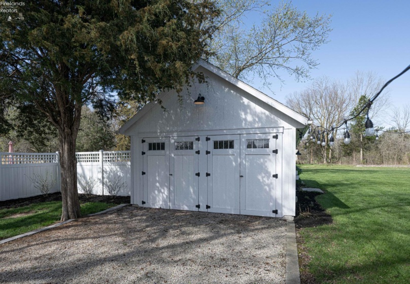 321 Harbor Lane, Kelleys Island, 43438, 4 Bedrooms Bedrooms, ,2 BathroomsBathrooms,Residential,For Sale,Harbor,20261135