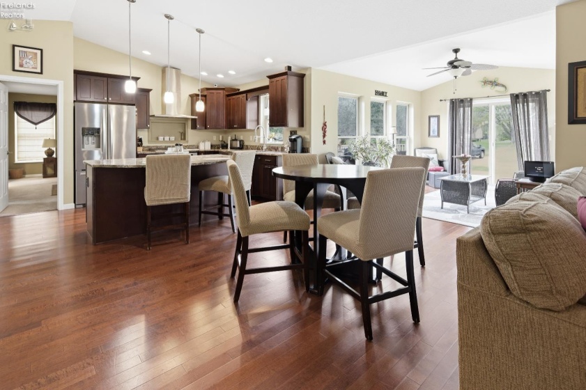 1102 Tucker Road, Fremont, 43420, 4 Bedrooms Bedrooms, ,3 BathroomsBathrooms,Residential,For Sale,Tucker,20261321