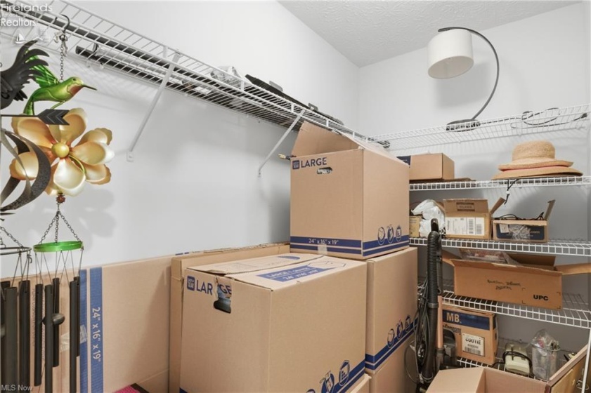 519 Heather Woods Drive, Elyria, 44035, 2 Bedrooms Bedrooms, ,2 BathroomsBathrooms,Residential,For Sale,Heather Woods,20261379