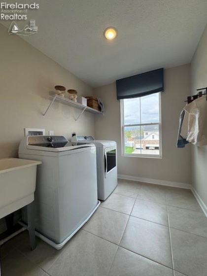 5937 Cape Hatteras, Vermilion, 44089, 5 Bedrooms Bedrooms, ,4 BathroomsBathrooms,Residential,For Sale,Cape Hatteras,20261405