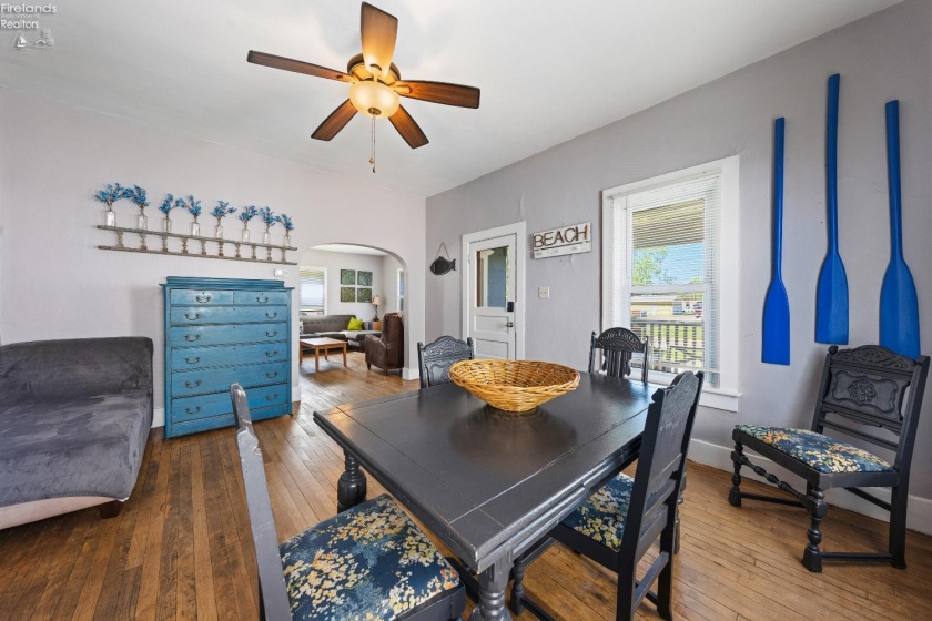 413 Third Street, Port Clinton, 43452, 3 Bedrooms Bedrooms, ,2 BathroomsBathrooms,Residential,For Sale,Third,20261407