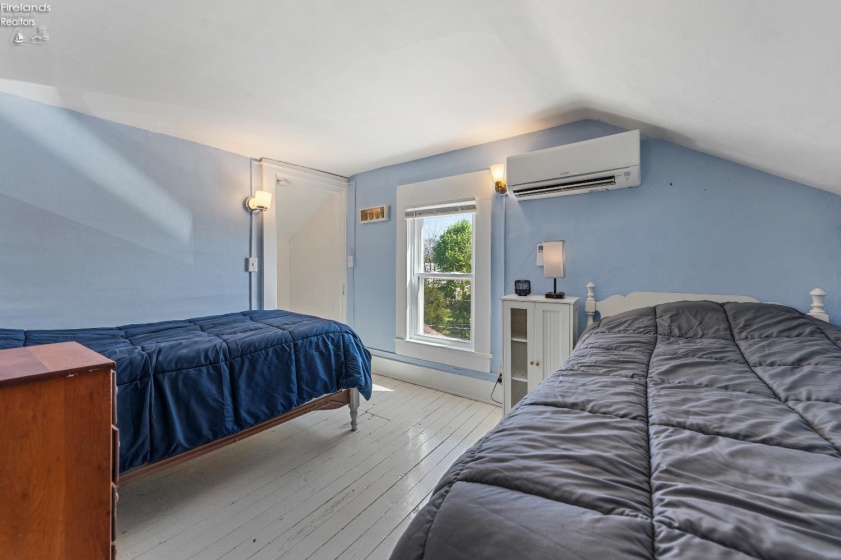 413 Third Street, Port Clinton, 43452, 3 Bedrooms Bedrooms, ,2 BathroomsBathrooms,Residential,For Sale,Third,20261407