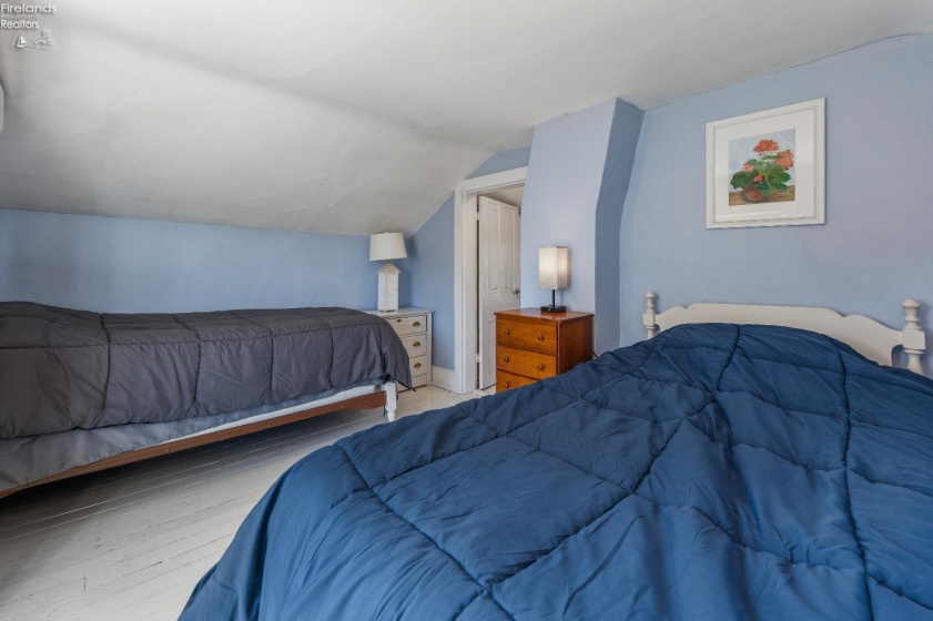 413 Third Street, Port Clinton, 43452, 3 Bedrooms Bedrooms, ,2 BathroomsBathrooms,Residential,For Sale,Third,20261407