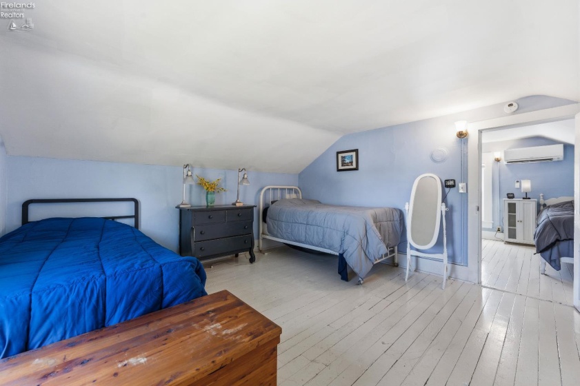 413 Third Street, Port Clinton, 43452, 3 Bedrooms Bedrooms, ,2 BathroomsBathrooms,Residential,For Sale,Third,20261407