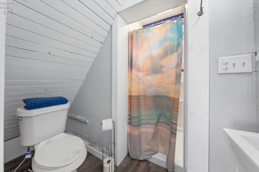 413 Third Street, Port Clinton, 43452, 3 Bedrooms Bedrooms, ,2 BathroomsBathrooms,Residential,For Sale,Third,20261407