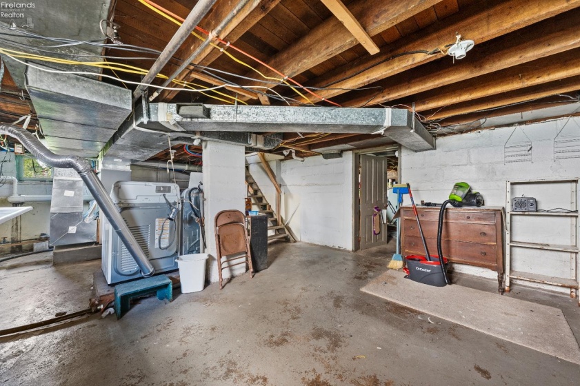 413 Third Street, Port Clinton, 43452, 3 Bedrooms Bedrooms, ,2 BathroomsBathrooms,Residential,For Sale,Third,20261407