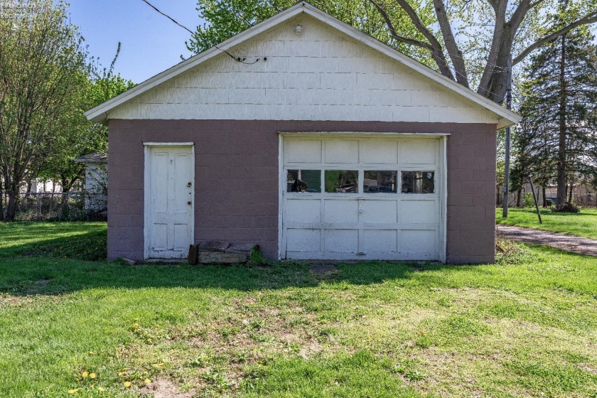 413 Third Street, Port Clinton, 43452, 3 Bedrooms Bedrooms, ,2 BathroomsBathrooms,Residential,For Sale,Third,20261407